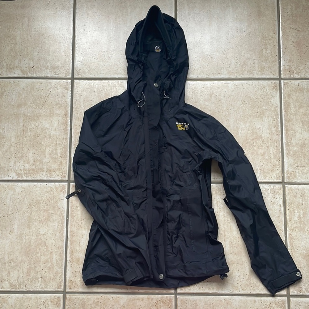 Mountain hard wear women’s xs rain coat